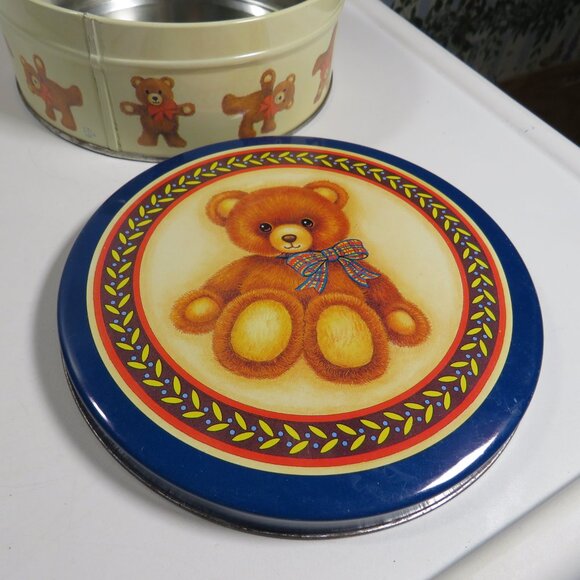 Teddy Bear Metal Tin with "dancing" bears along the side 1980s - Picture 3 of 10